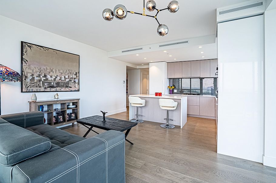 1601 1632 Lions Gate Lane North Vancouver, BC - 9