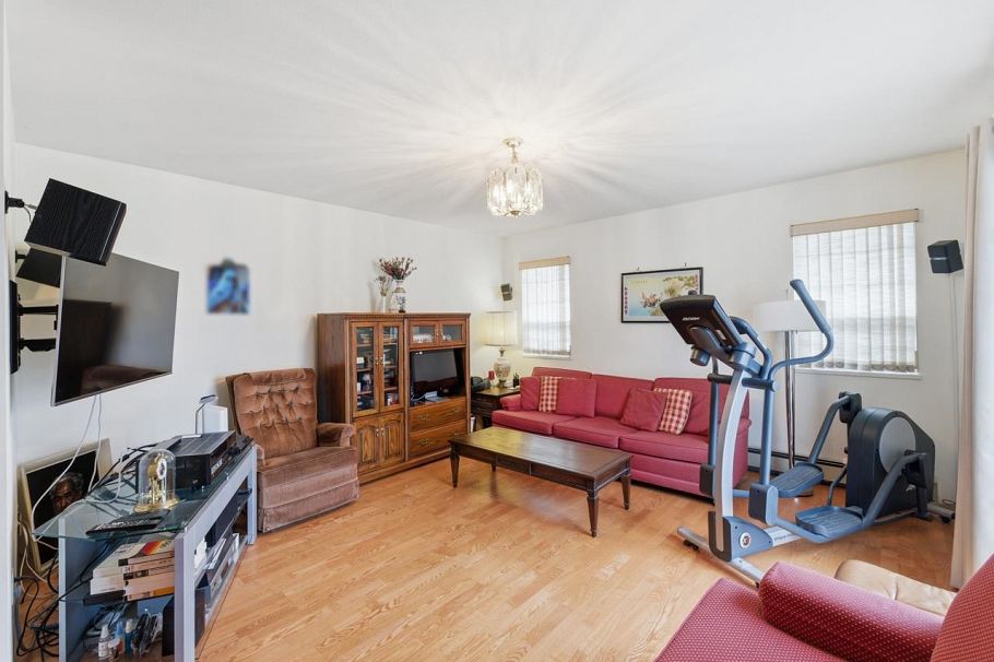 66 E 47th Avenue Vancouver, BC - 13