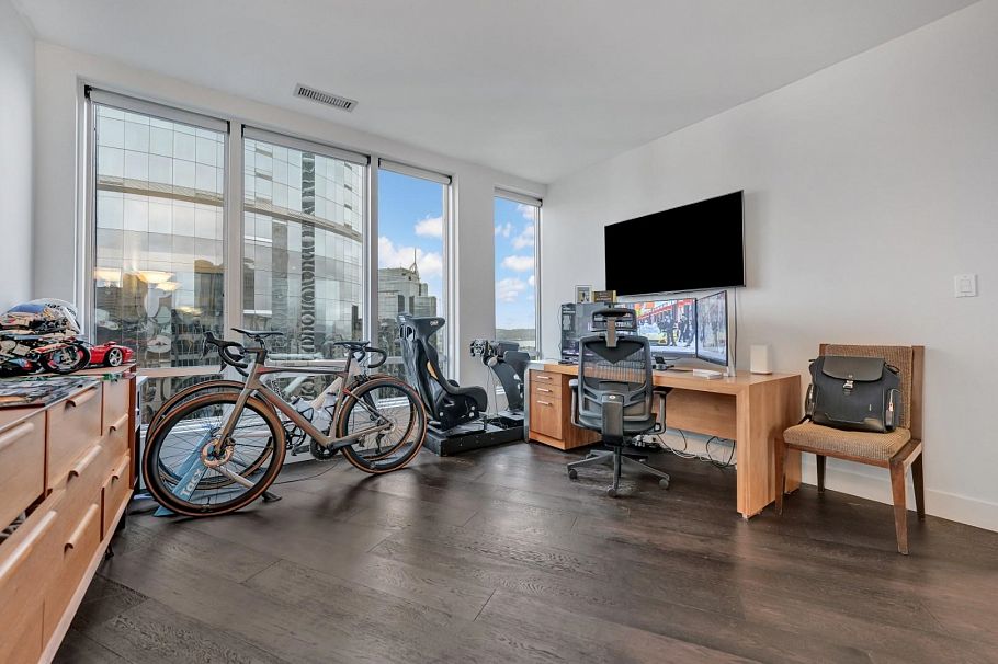 2106 989 Nelson Street Vancouver, BC - 24