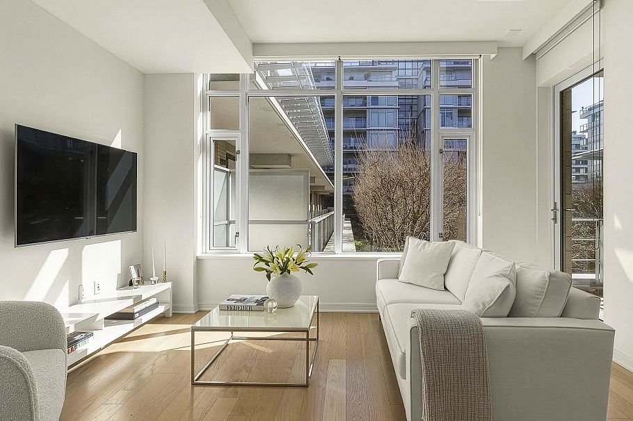 407 77 Walter Hardwick Avenue Vancouver, BC - 1