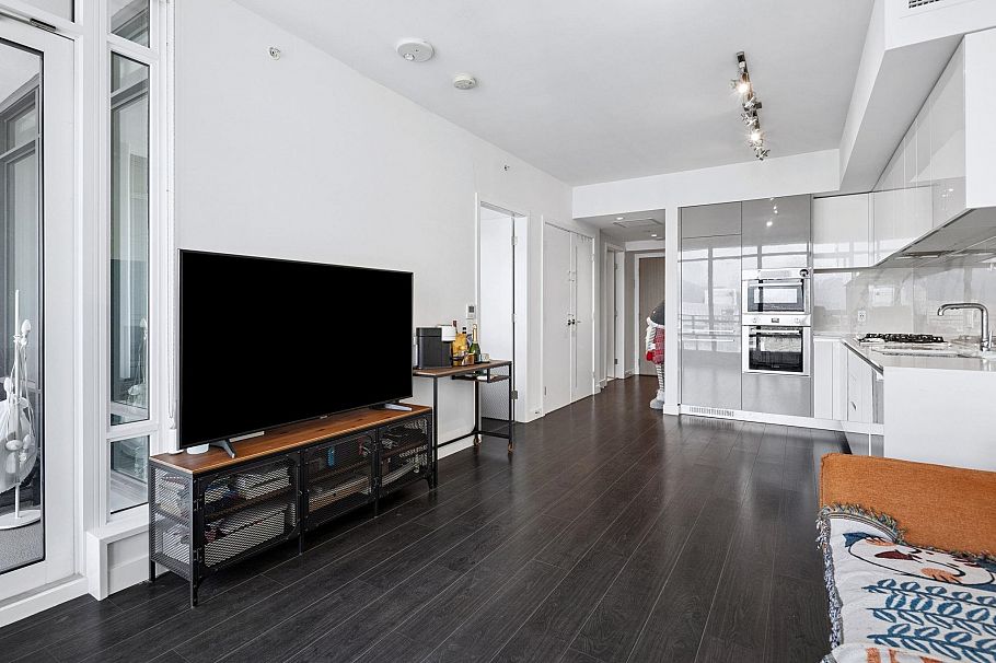 2903 2085 Skyline Court Burnaby, BC - 7