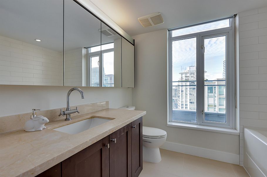 3102 888 Homer Street Vancouver, BC - 31