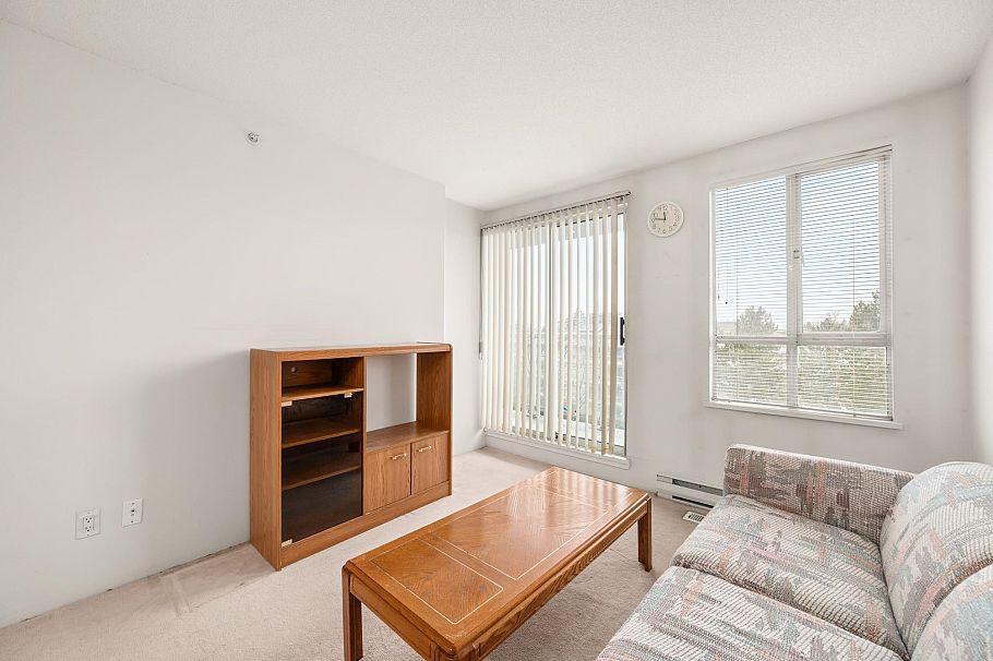 607 3489 Ascot Place Vancouver, BC - 3