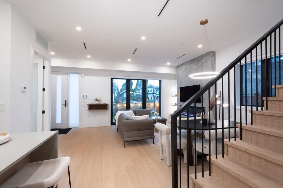 2493 Eton Street Vancouver, BC - 3