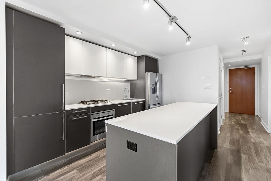 301 1762 Davie Street Vancouver, BC - 6