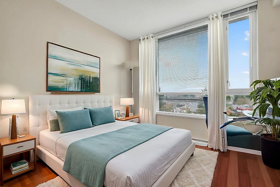 609 4028 Knight Street Vancouver, BC - 2