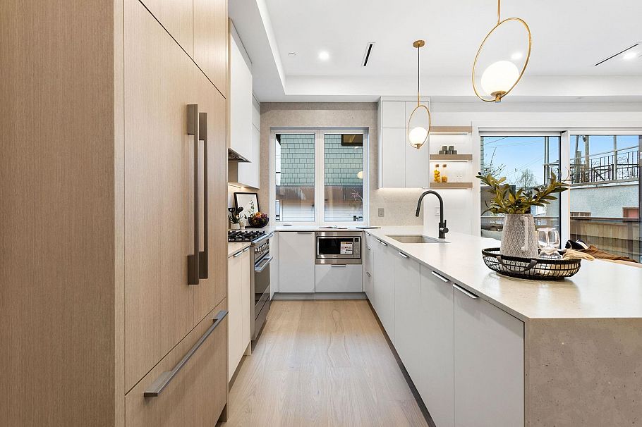 2 3275 Graveley Street Vancouver, BC - 8