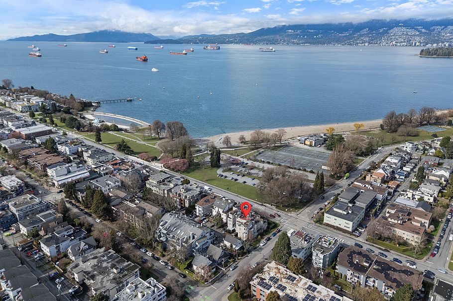 103 2110 Cornwall Avenue Vancouver, BC - 27