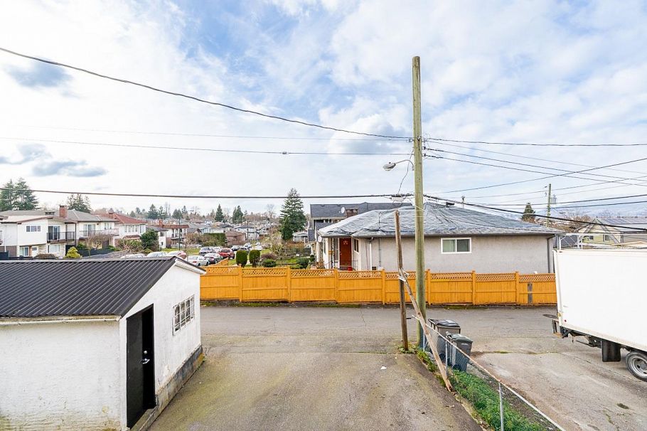 3895 Windermere Street Vancouver, BC - 19