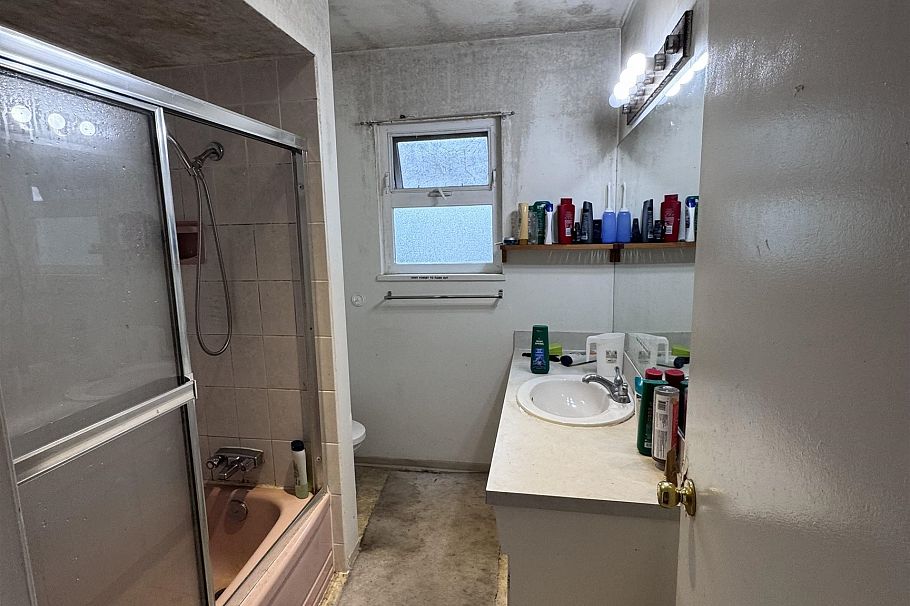 8356 Elliott Street Vancouver, BC - 7