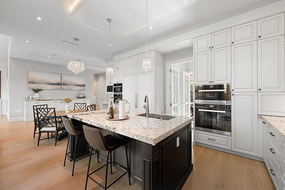 3981 W 35th Avenue Vancouver, BC - 8