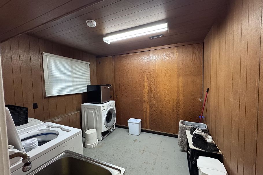 8356 Elliott Street Vancouver, BC - 10