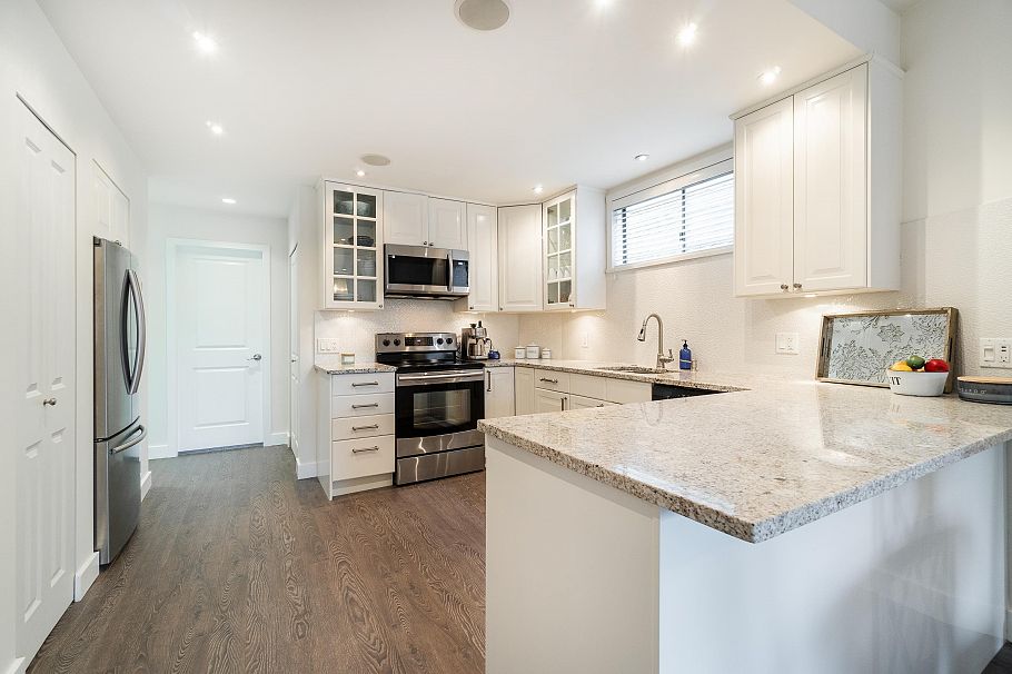 A 3546 Point Grey Road Vancouver, BC - 12