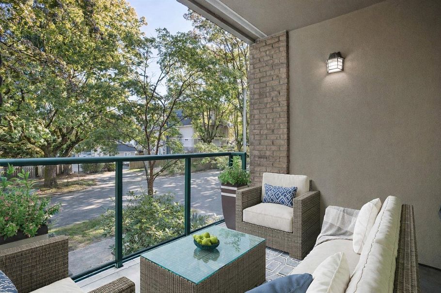 210 2028 W 11 Avenue Vancouver, BC - 11