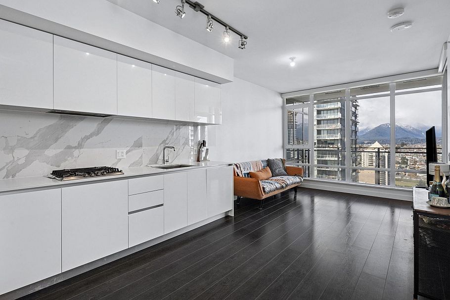 2903 2085 Skyline Court Burnaby, BC - 2