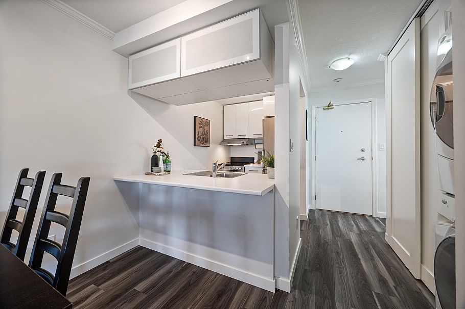 103 2110 Cornwall Avenue Vancouver, BC - 8