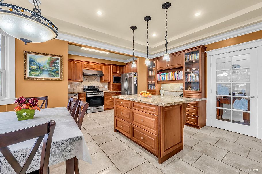 2139 W 22nd Avenue Vancouver, BC - 12