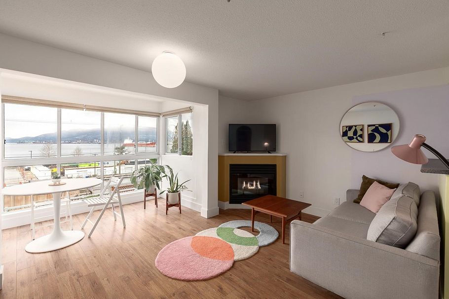 207 2211 Wall Street Vancouver, BC - 5