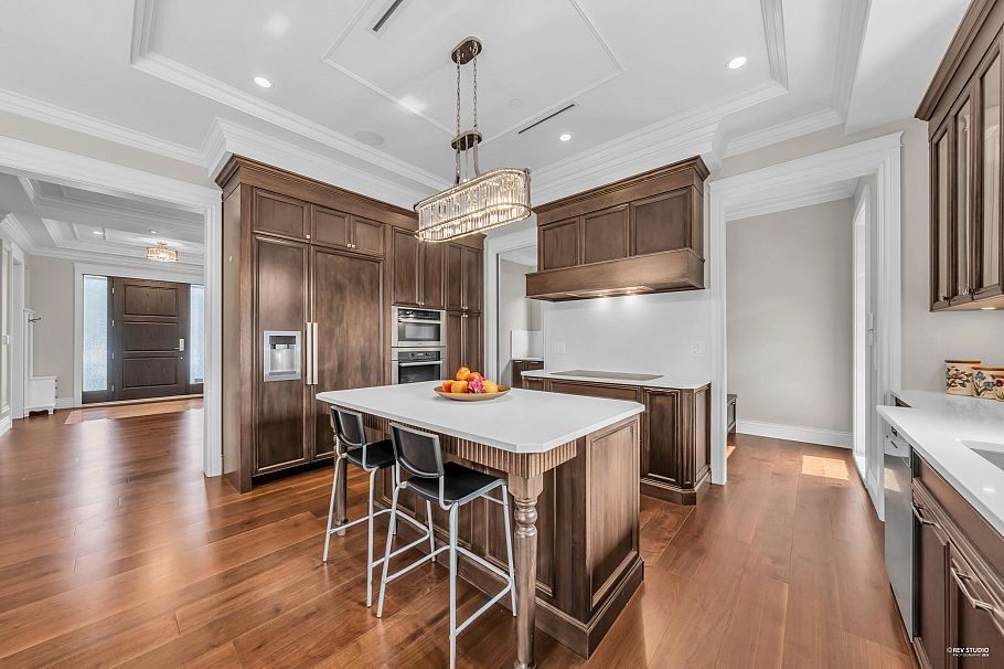 3562 W 34th Avenue Vancouver, BC - 13