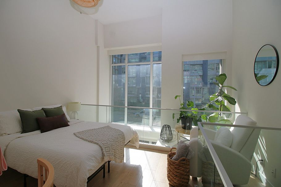 125 E 1st Avenue Vancouver, BC - 18