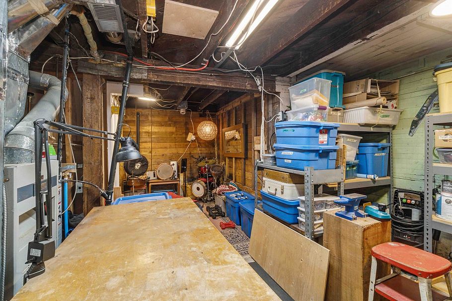 1783 E 37th Avenue Vancouver, BC - 21