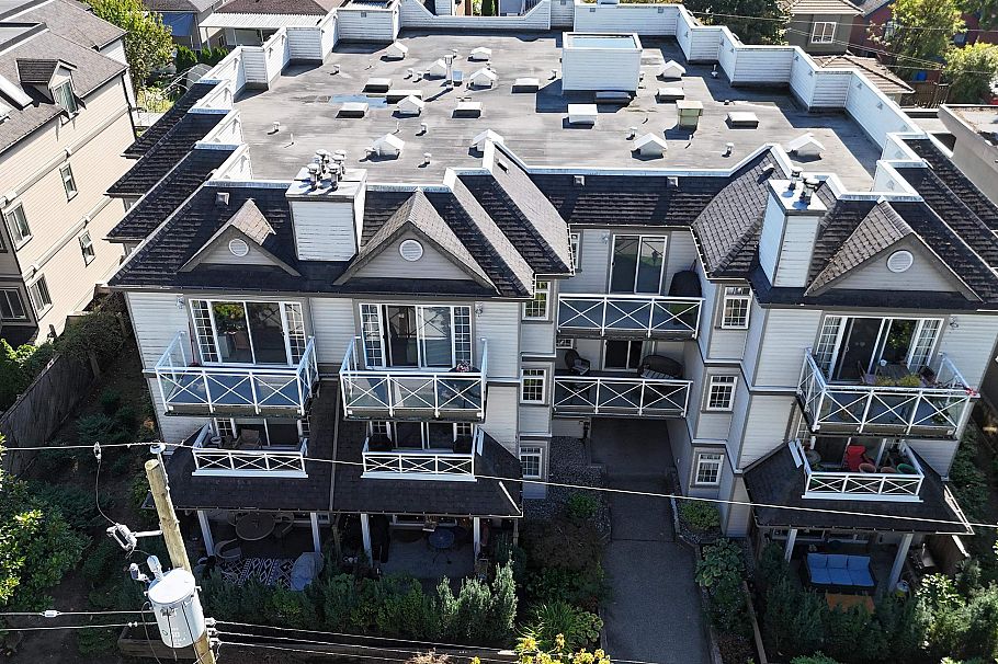 106 1868 E 11th Avenue Vancouver, BC - 1