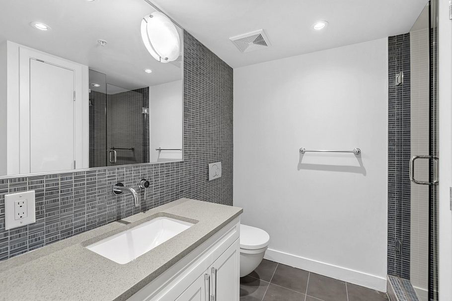 301 1762 Davie Street Vancouver, BC - 11