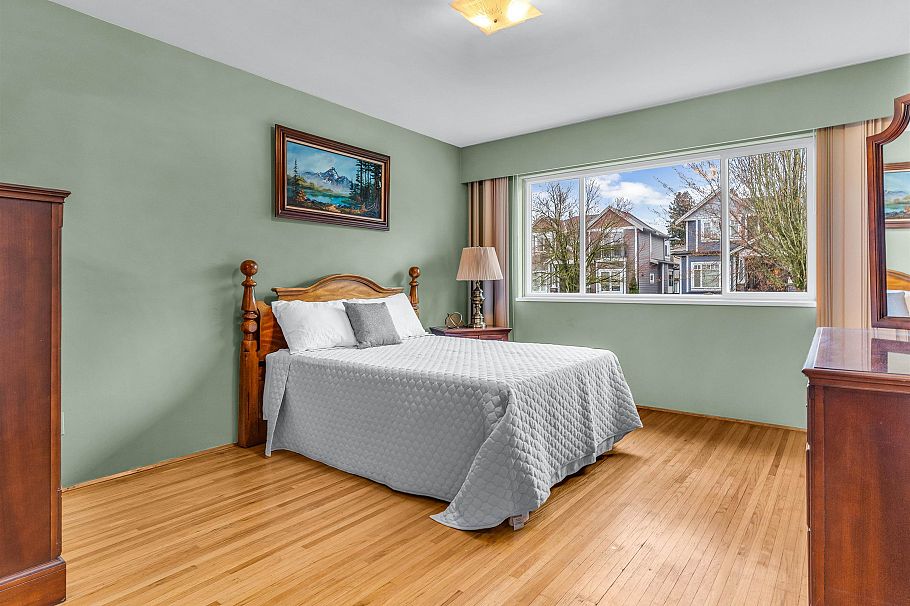 3031 E 16th Avenue Vancouver, BC - 14