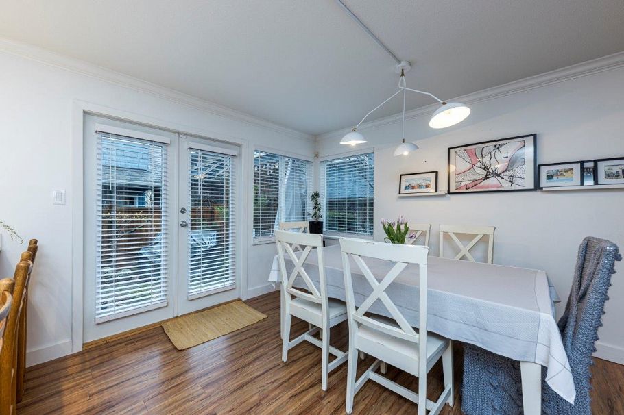 2530 Western Avenue North Vancouver, BC - 17