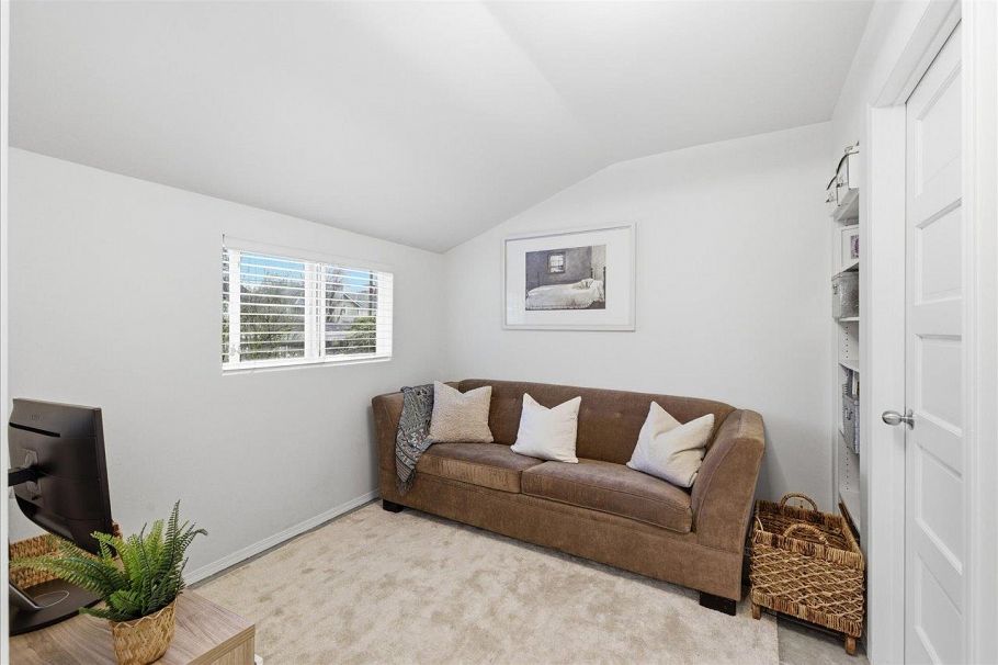 2232 W 14th Avenue Vancouver, BC - 14