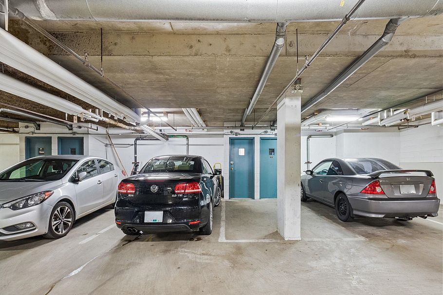 13 1355 W 4th Avenue Vancouver, BC - 21