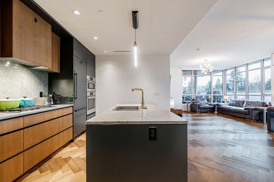 404 458 W 63rd Avenue Vancouver, BC - 18