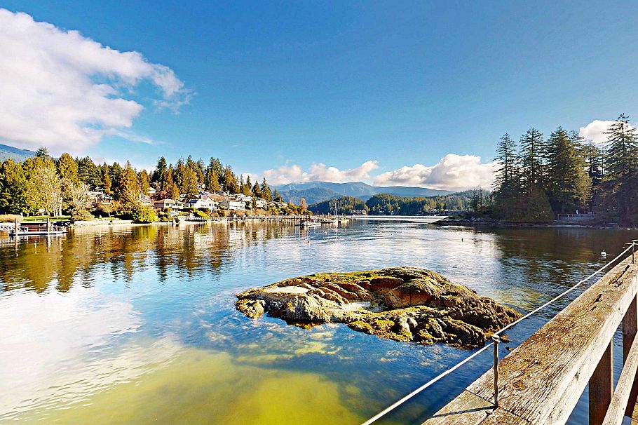 4545 Strathcona Road North Vancouver, BC - 39