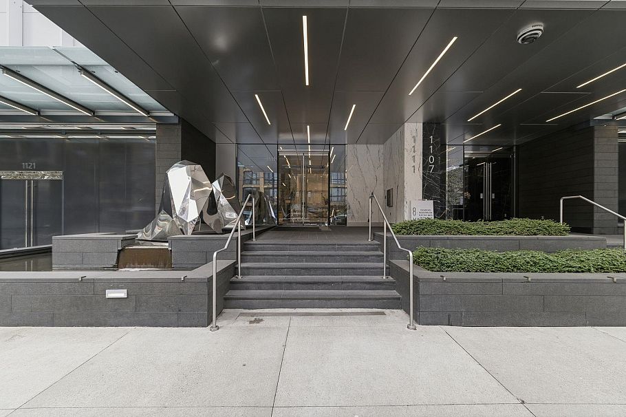 1909 1111 Richards Street Vancouver, BC - 1