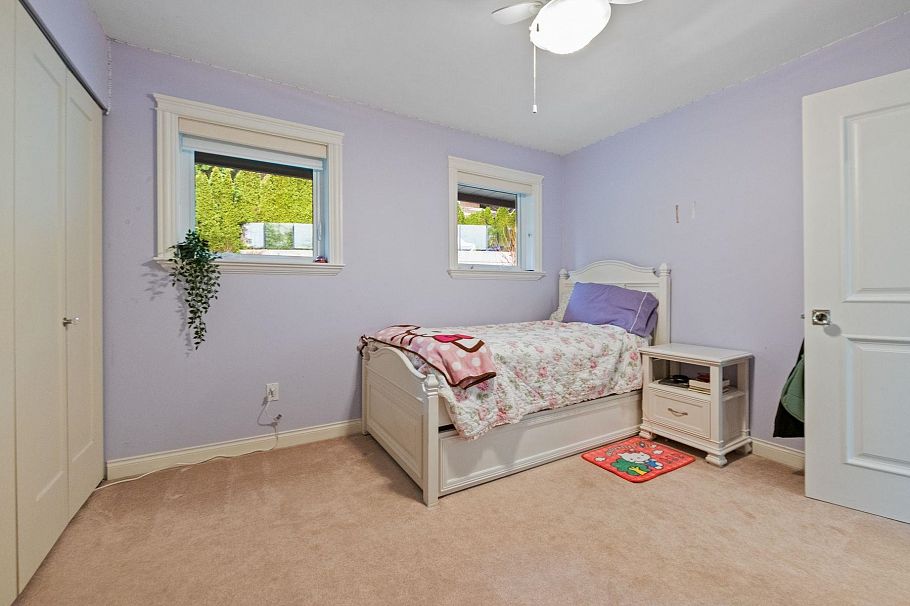 226 Wooddale Road North Vancouver, BC - 22