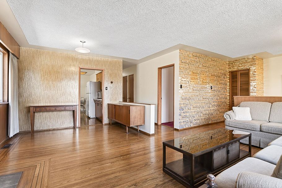 3180 E 3rd Avenue Vancouver, BC - 11