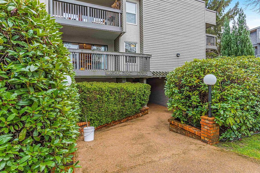 204 3020 Quebec Street Vancouver, BC - 2