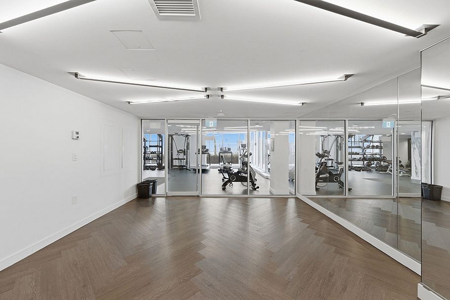 1909 1111 Richards Street Vancouver, BC - 32