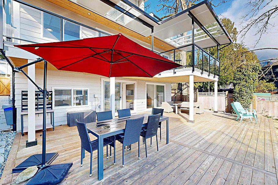 4545 Strathcona Road North Vancouver, BC - 34