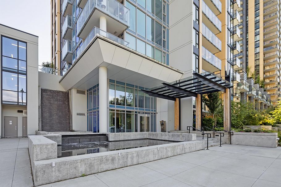 1207 1471 Hunter Street North Vancouver, BC - 4