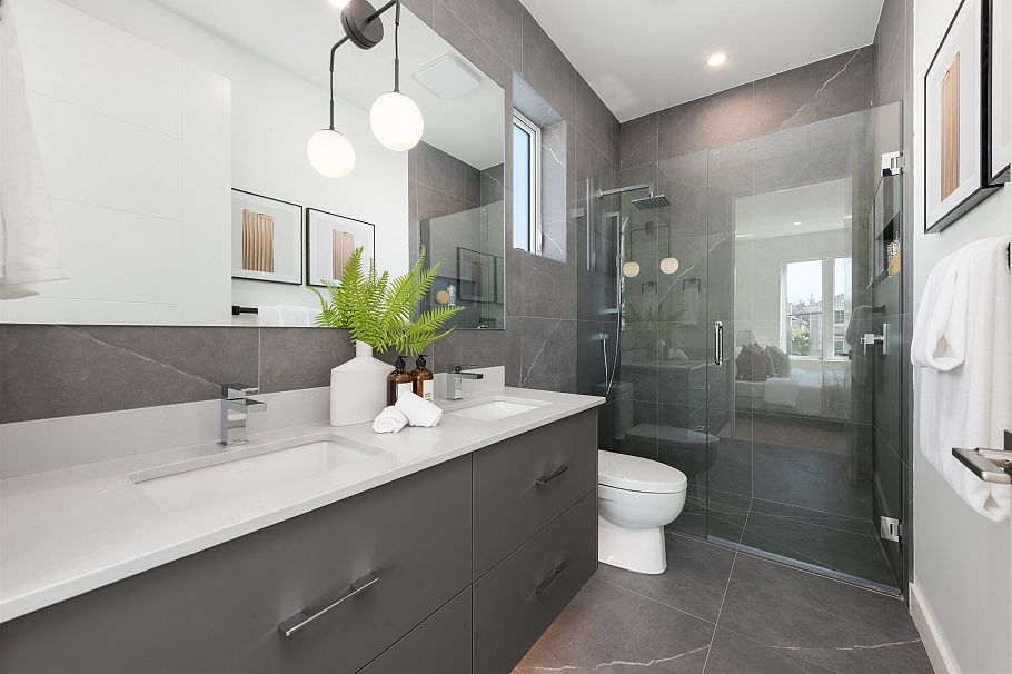 2 2750 W 19th Avenue Vancouver, BC - 24