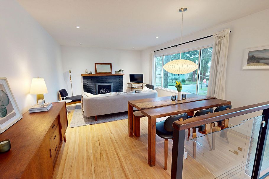 995 E 47th Avenue Vancouver, BC - 3