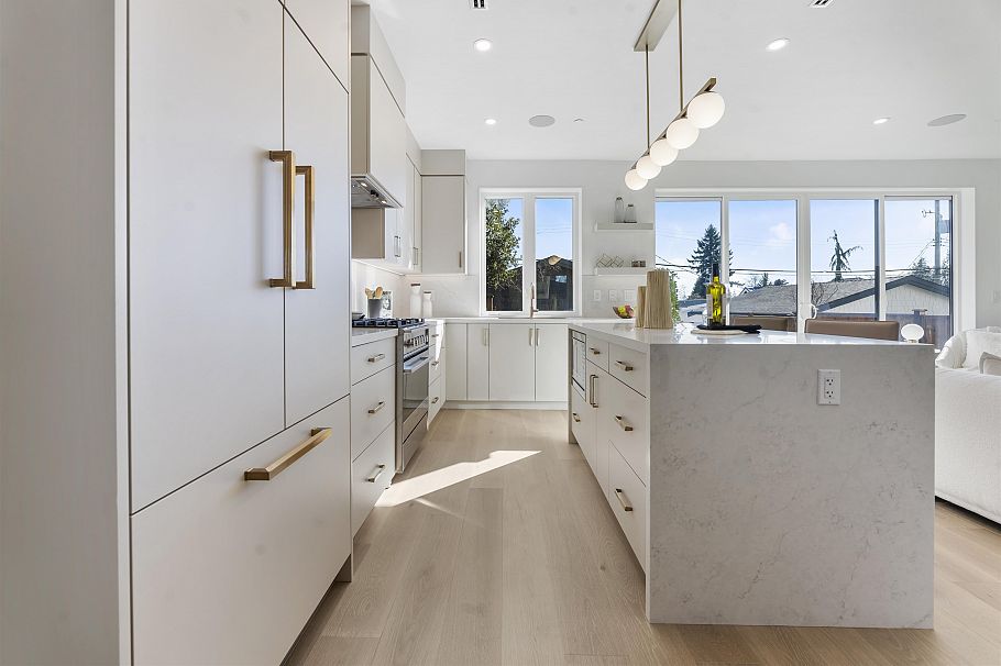 2 2138 W 48th Avenue Vancouver, BC - 9