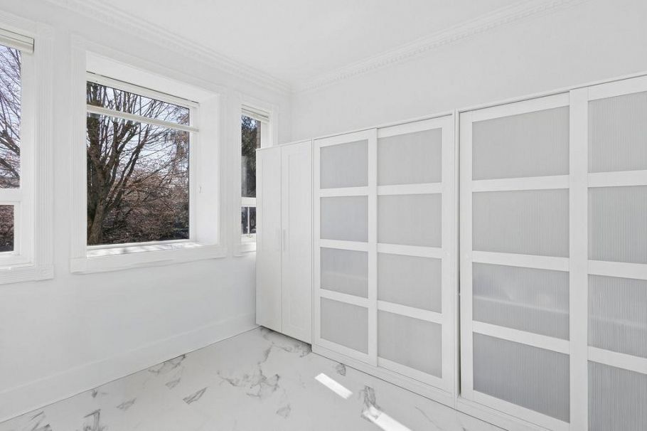 2709 W 37th Avenue Vancouver, BC - 10