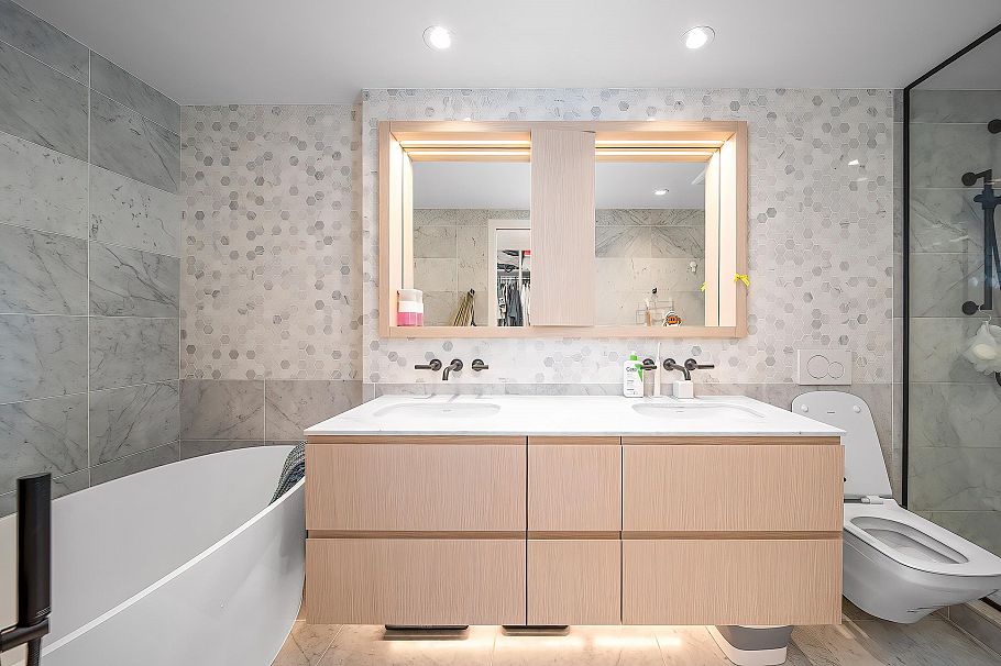 901 1180 Broughton Street Vancouver, BC - 14