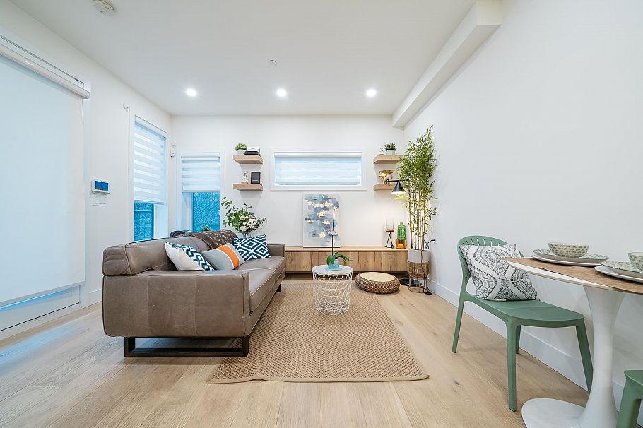 1 369 E 16th Avenue Vancouver, BC - 13