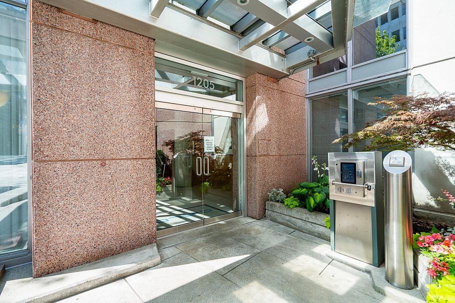 1904 1205 W Hastings Street Vancouver, BC - 25