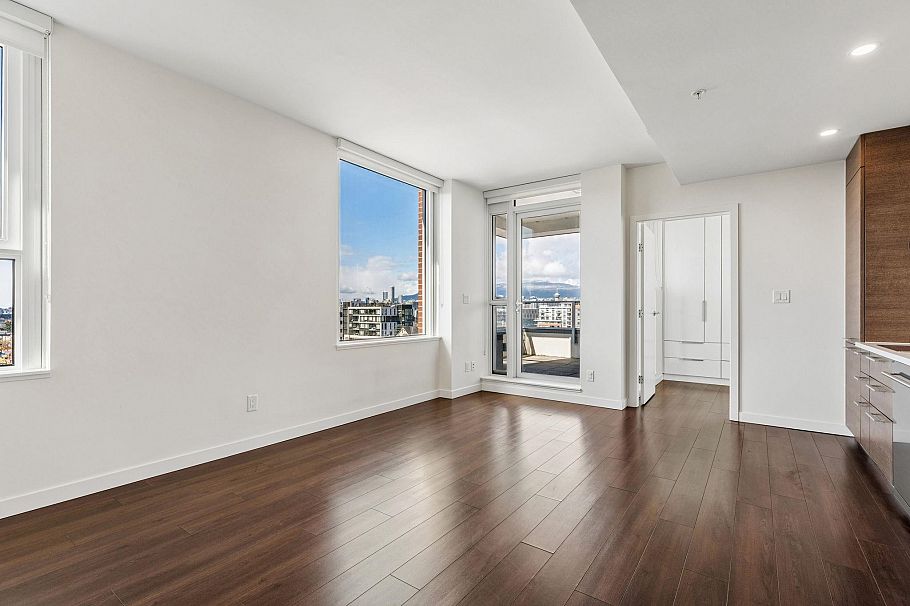 501 2508 Watson Street Vancouver, BC - 2