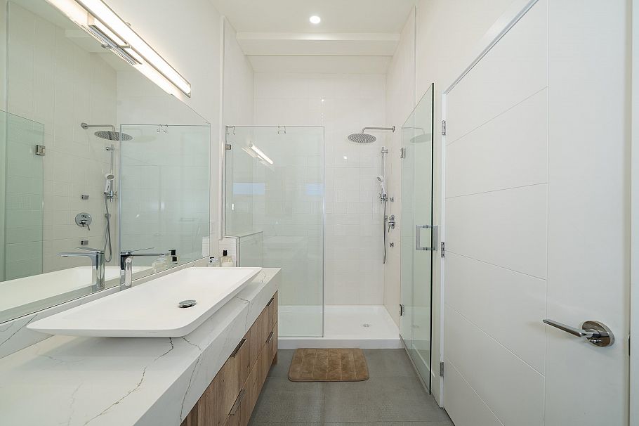 1 369 E 16th Avenue Vancouver, BC - 20