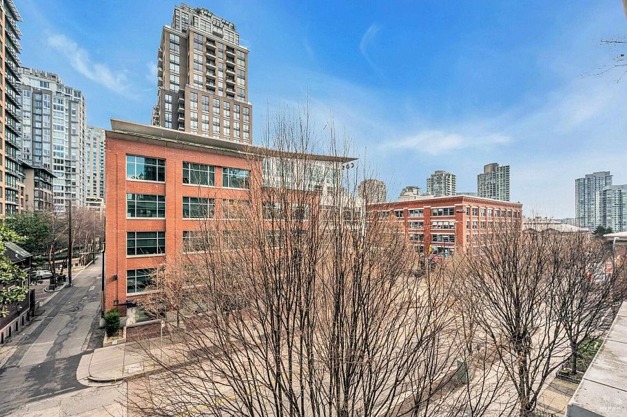 406 1133 Homer Street Vancouver, BC - 26